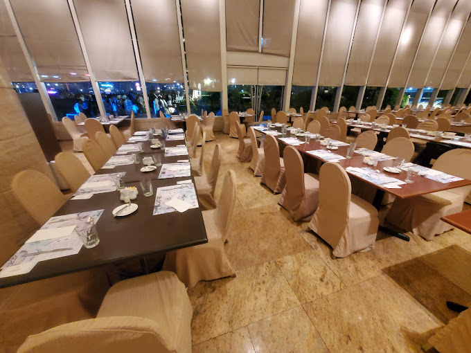 Machines à distribuer des jus froids et des boissons en acier inoxydable 4