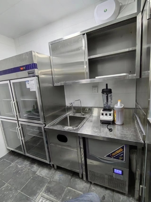 Cuisinière à gaz de série 6 en acier inoxydable commercial pour restaurants lourds