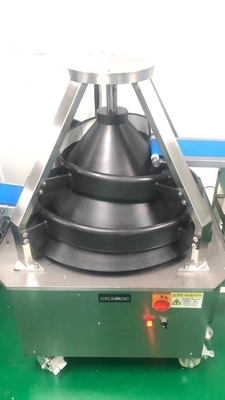 Efficacité Automatique machine à faire tourner la pâte en cône 8000 pièces/heure avec 0,4 kW de puissance