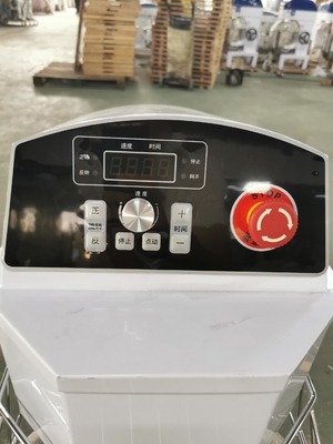 Équipement de pétrissage de pâte de 3,37 kW, appareil de cuisine de restaurant de 17,8 tours par minute