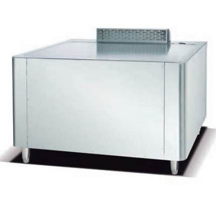 Machine de teppanyaki à gaz de fer argenté de style japonais pour cuisiner une variété d'aliments dans les restaurants